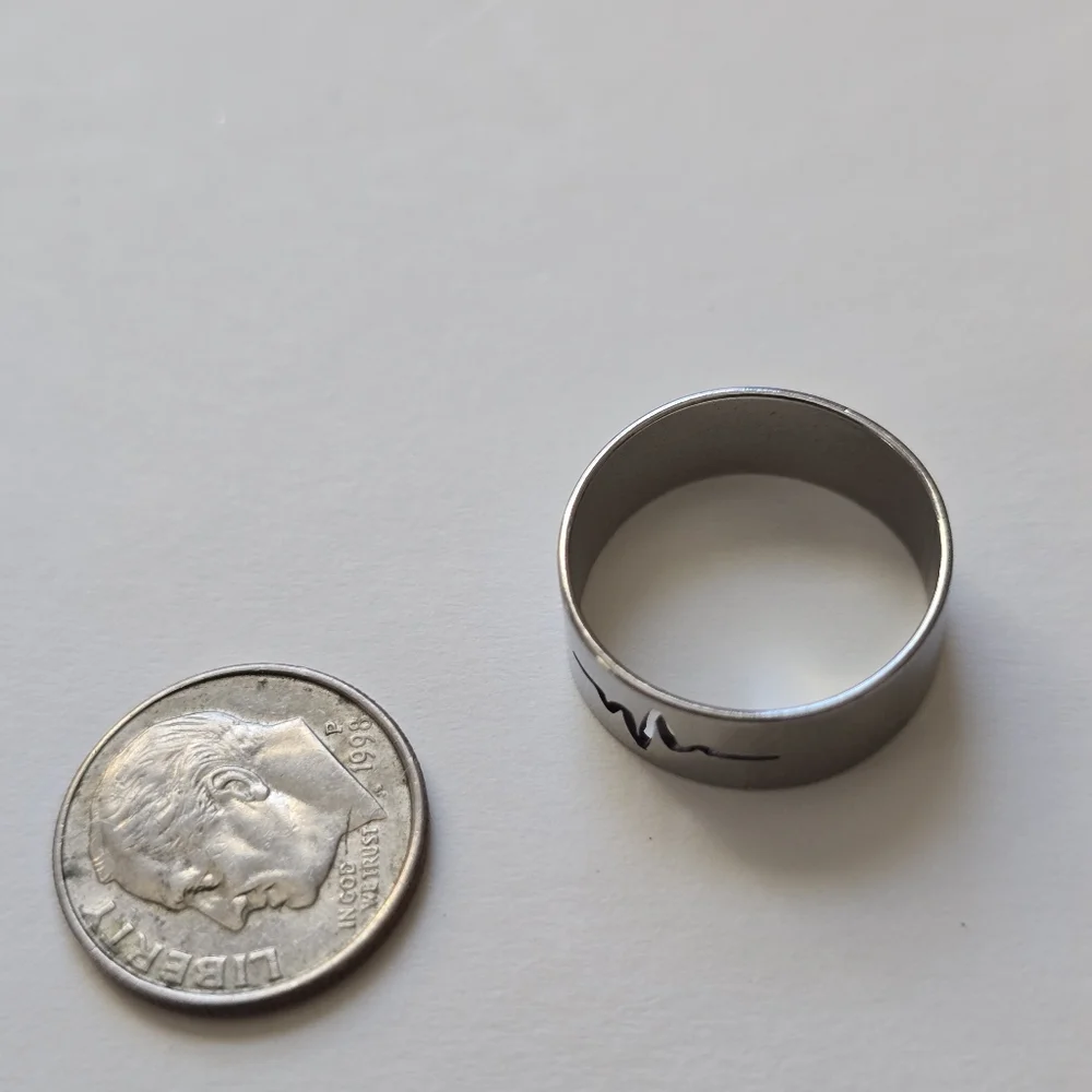 Silver Ring with Heartbeat Design Size 7